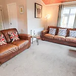 בית נופש Brightwater ווינדרמר