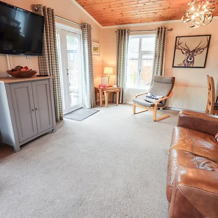 Brightwater בית נופש ווינדרמר