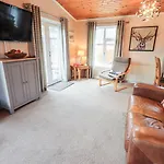 Brightwater بيت للعطل ويندرمير